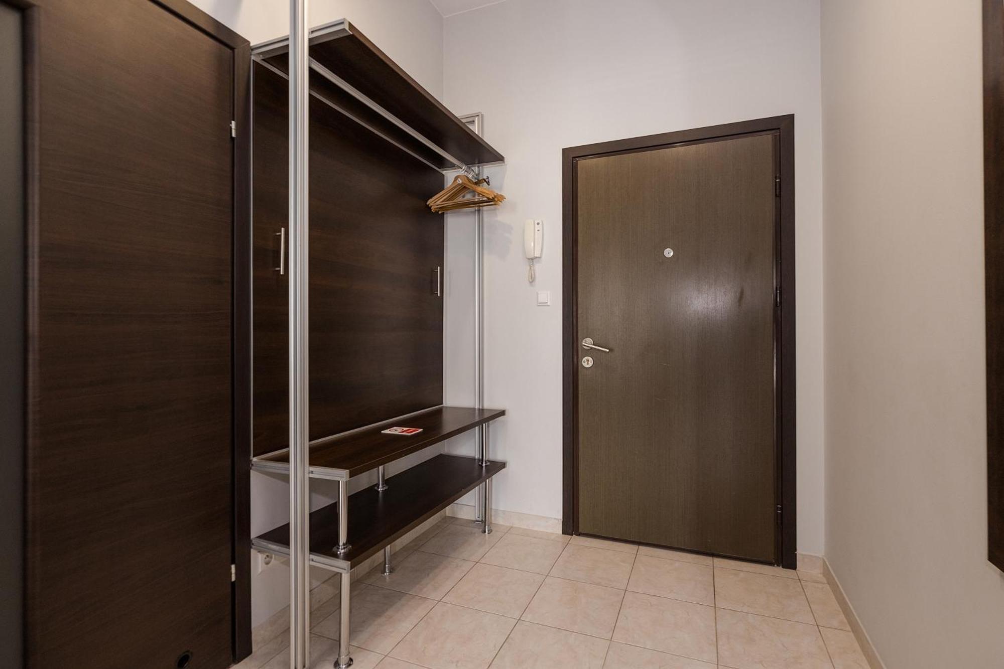 Shortstaypoland Gieldowa B184 *