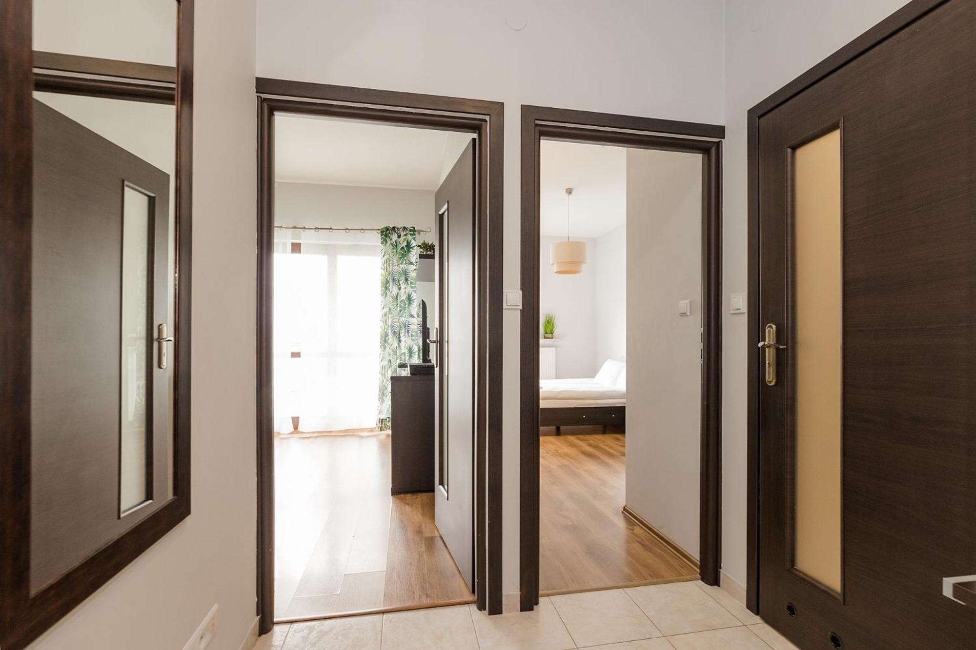 Shortstaypoland Gieldowa B184