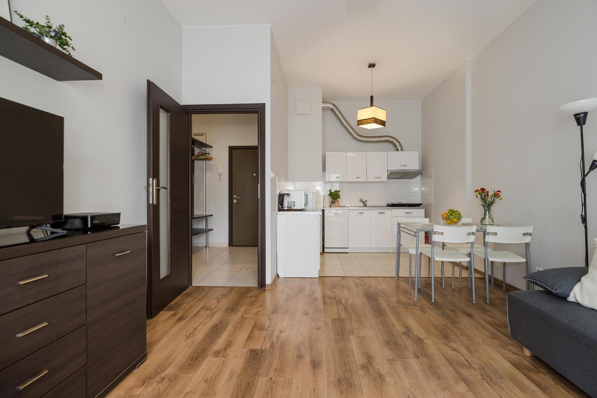 Shortstaypoland Gieldowa B184 Apartament *